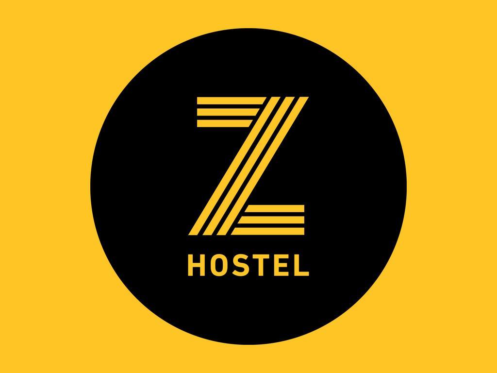 Z Hostel Makati City Exterior photo