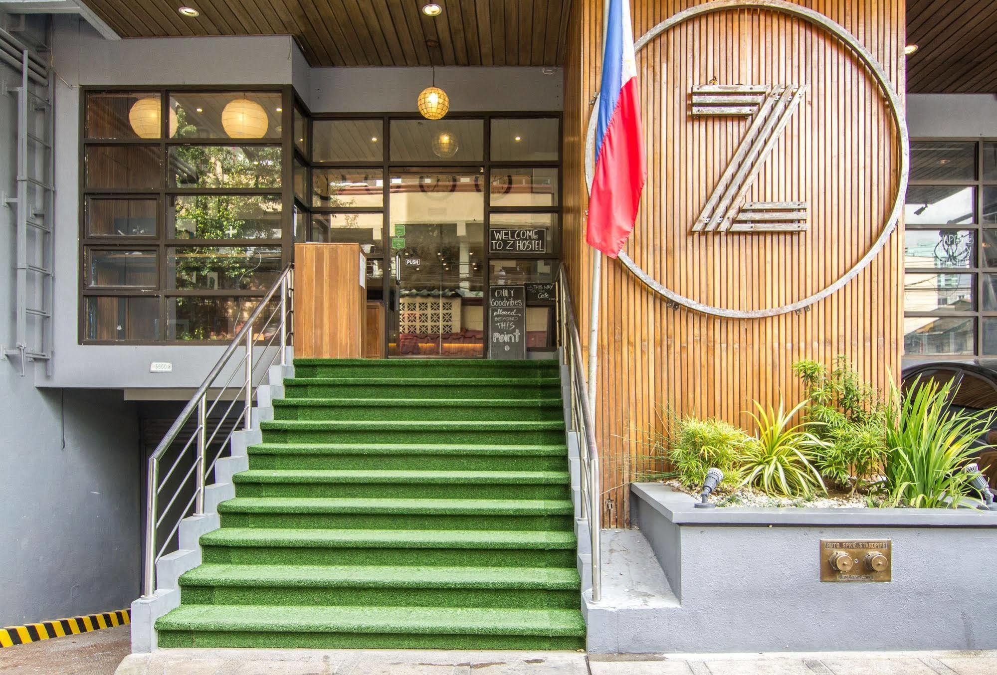 Z Hostel Makati City Exterior photo